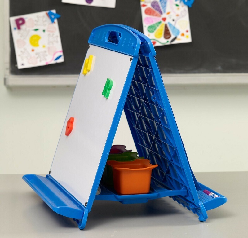 close up picture of teaching easel