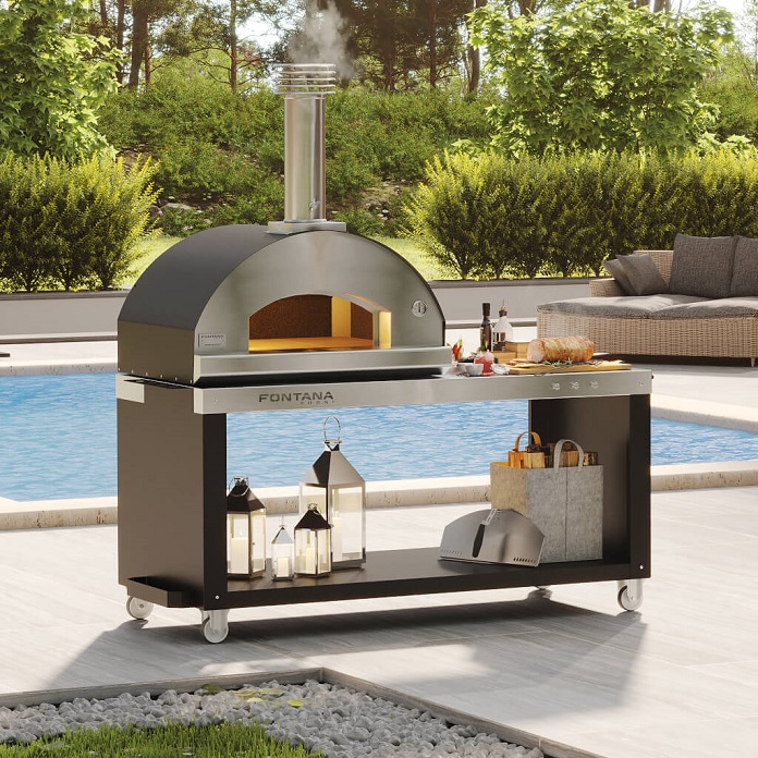 pizza oven in the patio
