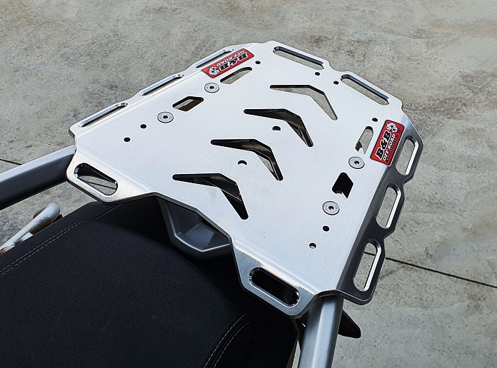 Billet luggage plate on CF Moto 800
